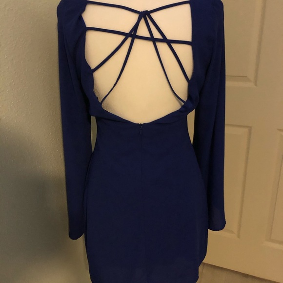 Blue chiffon bell sleeve dress - Picture 3 of 3